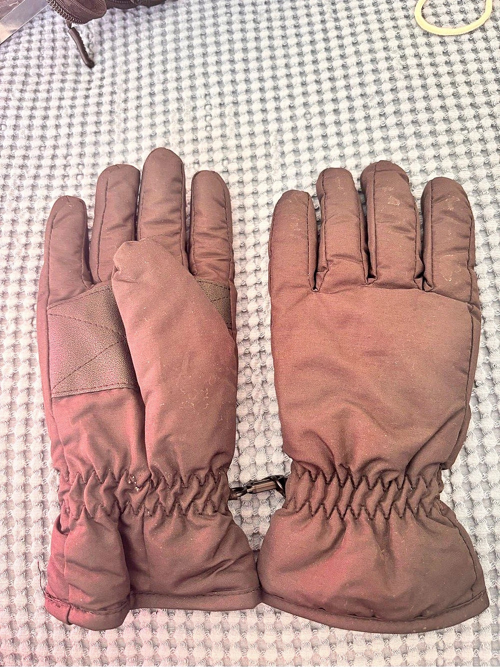 Women’s Black Ski & Snow Gloves – Size Small – Worn Once
